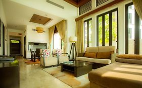 Borneo Beach Villas